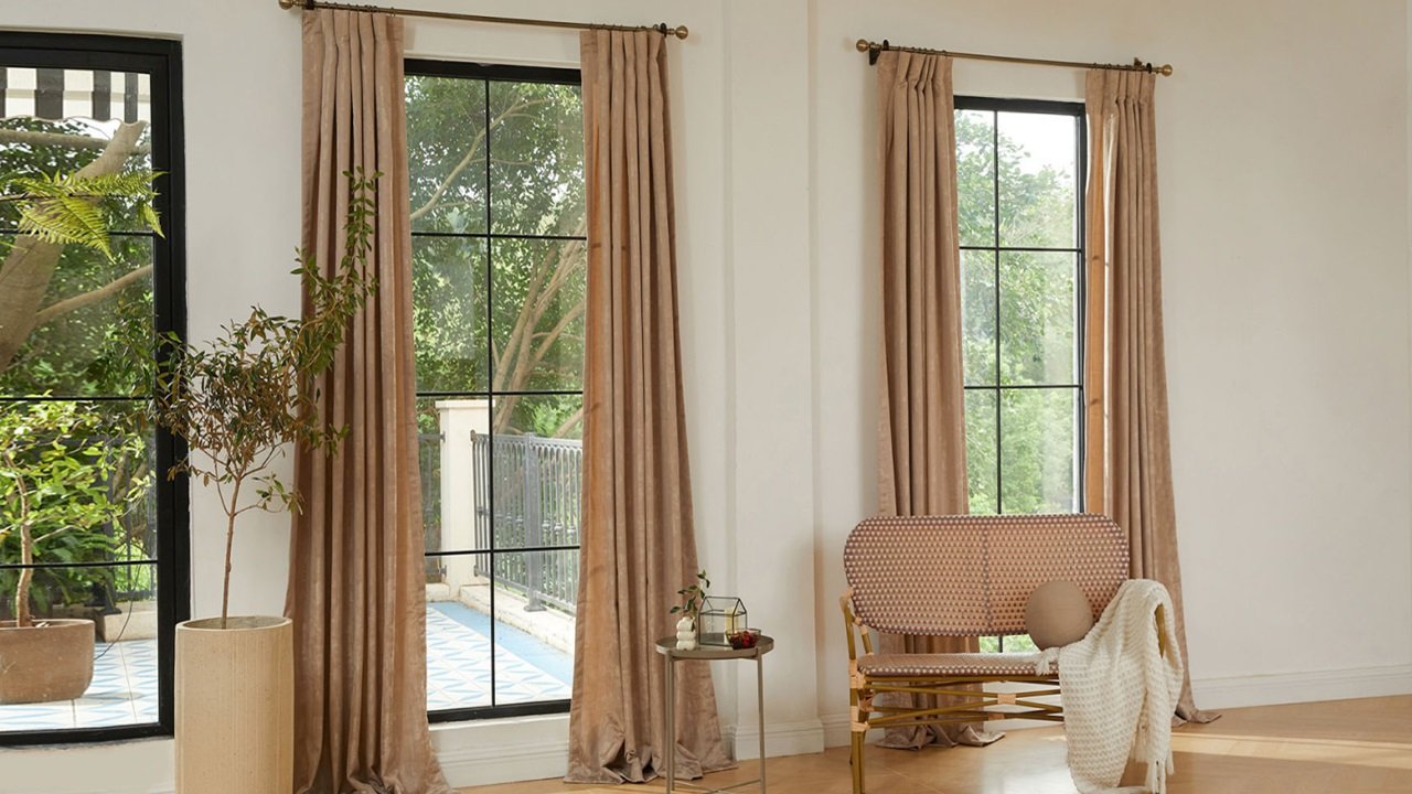 The Benefits of Buying Curtains in Bulk for Home Renovations